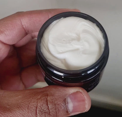 no sound video showing what beard butter looks like